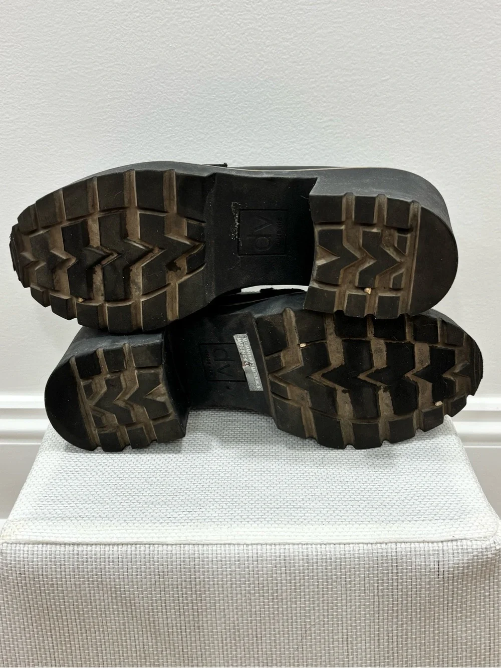 DV by Dolce Vita Tammy Black Chunky Lug Sole Penny Loafers Platform 7.5